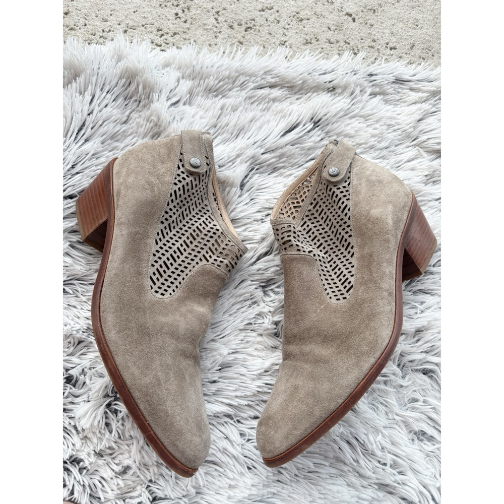 Via Spiga‎ Suede Lasercut Booties